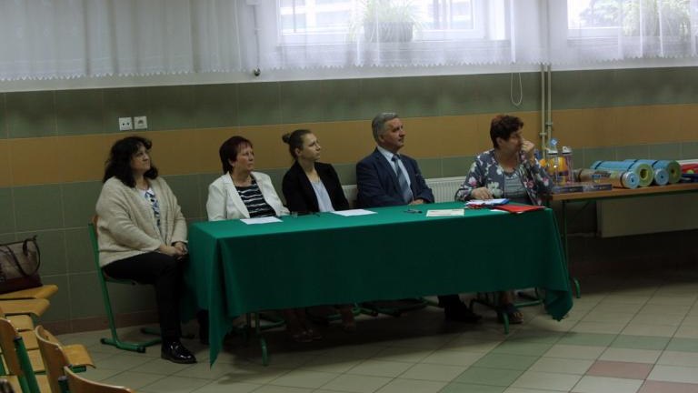 SP-T-goborze-Certyfikat-liwkowej-Szko-y-24-.JPG