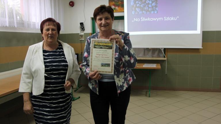 SP-T-goborze-Certyfikat-liwkowej-Szko-y-40-.JPG