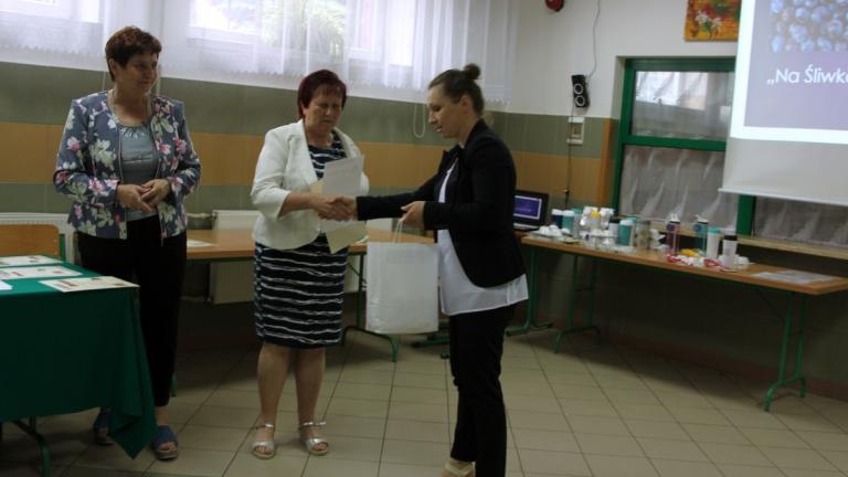 SP-T-goborze-Certyfikat-liwkowej-Szko-y-42-.JPG