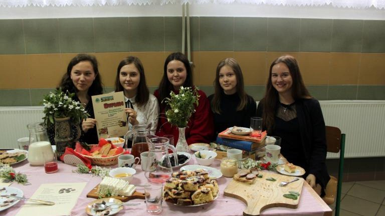 SP-T-goborze-Certyfikat-liwkowej-Szko-y-57-.JPG