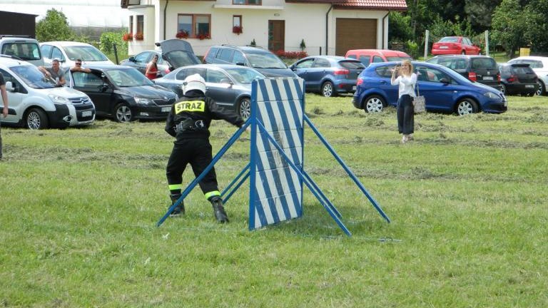 Gminne-Zawody-Sportowo-Po-arnicze-2018-ososina-Dolna-124-.JPG