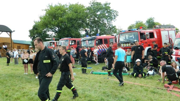 Gminne-Zawody-Sportowo-Po-arnicze-2018-ososina-Dolna-151-.JPG