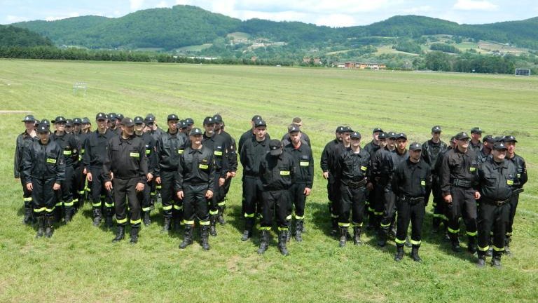 Gminne-Zawody-Sportowo-Po-arnicze-2018-ososina-Dolna-40-.JPG