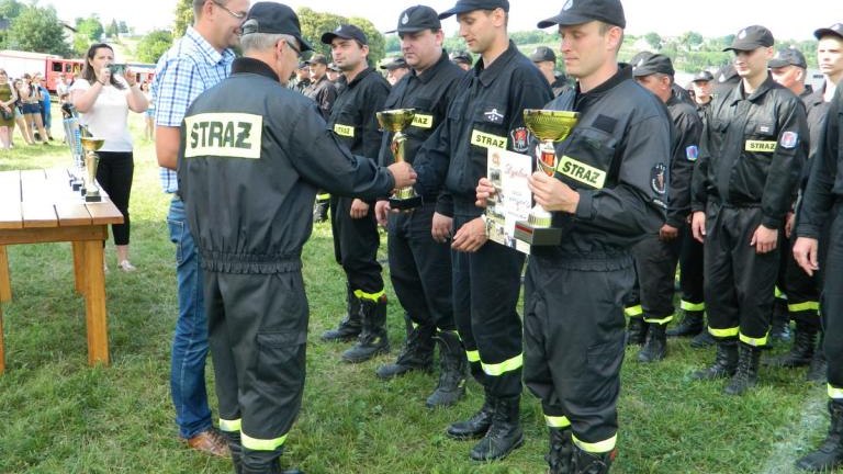 Gminne-Zawody-Sportowo-Po-arnicze-2018r.-ososina-Dolna-137-.JPG