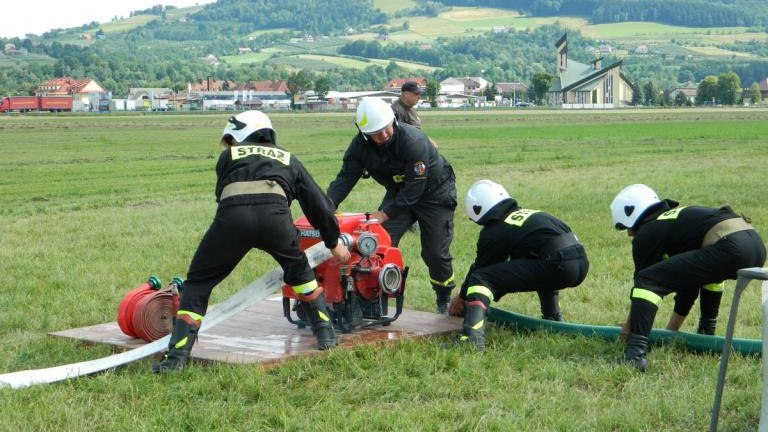 Gminne-Zawody-Sportowo-Po-arnicze-2018r.-ososina-Dolna-41-.JPG