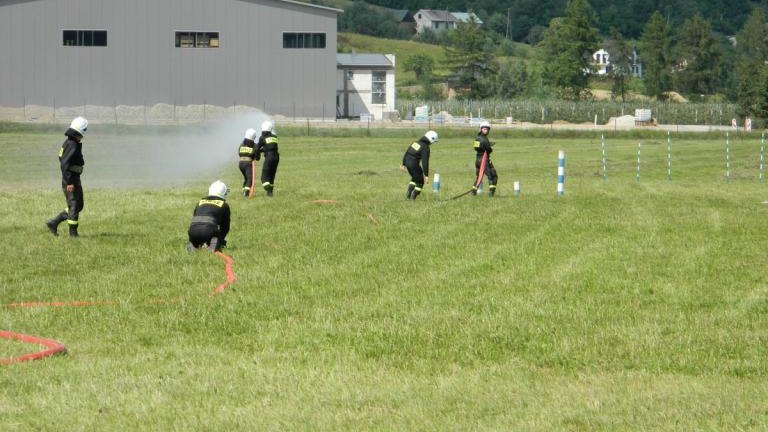 Gminne-Zawody-Sportowo-Po-arnicze-2018r.-ososina-Dolna-6-.JPG