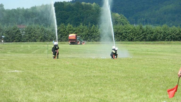 Gminne-Zawody-Sportowo-Po-arnicze-2018r.-ososina-Dolna-8-.JPG