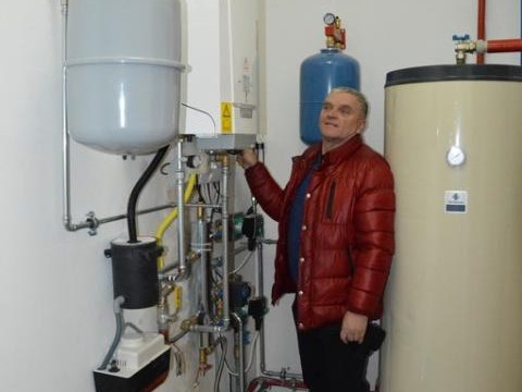 Budynek Klubu Sportowego „Hart” w Tęgoborzu ma nową kotłownię oraz instalację grzewczą