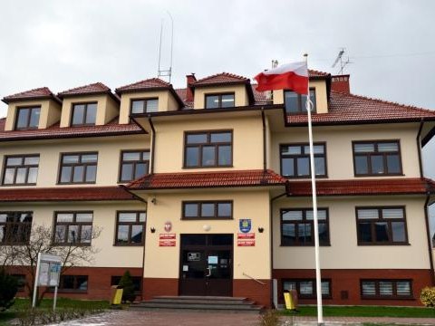 7 kwietnia (Wielki Piątek) Urząd czynny do godz. 12.00