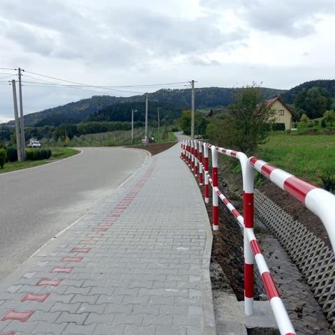 Kolejne pieniądze dla naszej gminy, tym razem na budowę chodnika