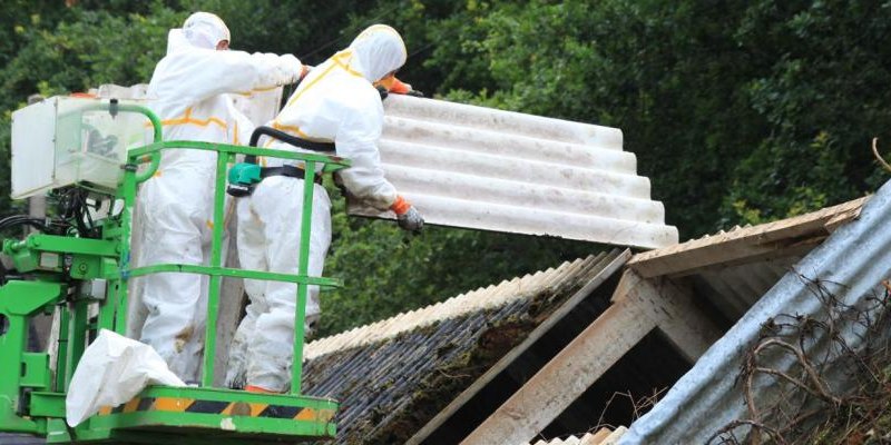 Dofinansowanie wymiany dachów z azbestu – nabór startuje 15 grudnia