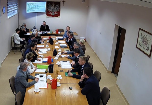 II-Sesja-Rady-Gminy-w-ososinie-Dolnej-VIII-Kadencji-4-.jpg