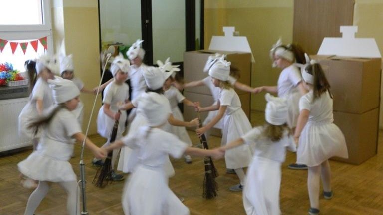 Dzie-Babci-i-Dziadka-w-bikowicach-2019-11-.JPG
