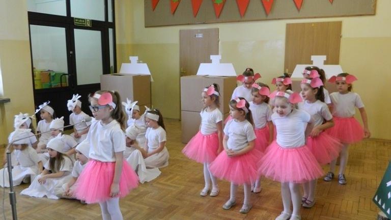 Dzie-Babci-i-Dziadka-w-bikowicach-2019-17-.JPG