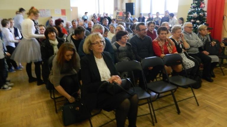 Dzie-Babci-i-Dziadka-w-bikowicach-2019-5-.JPG