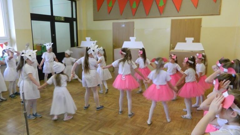 Dzie-Babci-i-Dziadka-w-bikowicach-2019-8-.JPG