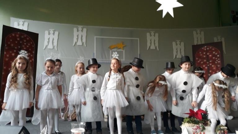 Koncert Noworoczny w SP Tęgoborze 2019 (10).jpg