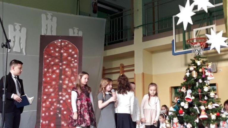 Koncert Noworoczny w SP Tęgoborze 2019 (18).jpg