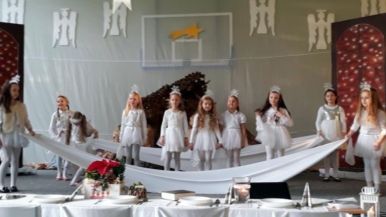 Koncert Noworoczny w SP Tęgoborze 2019 (3).jpg