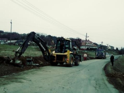 Rusza budowa chodnika w Rąbkowej
