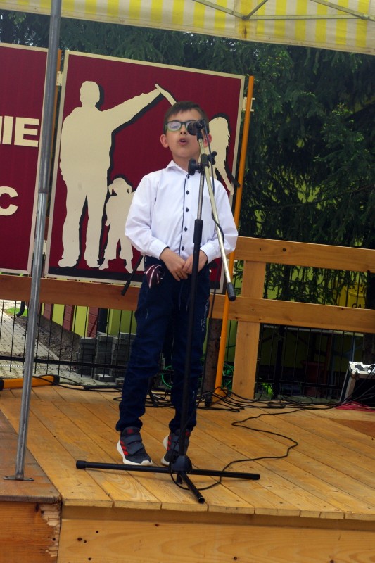 PIKNIK RODZINNY w Łososinie Dolnej 26.05.2019r.  (25).JPG