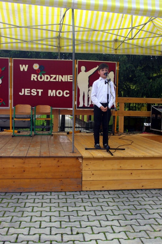 PIKNIK RODZINNY w Łososinie Dolnej 26.05.2019r.  (34).JPG