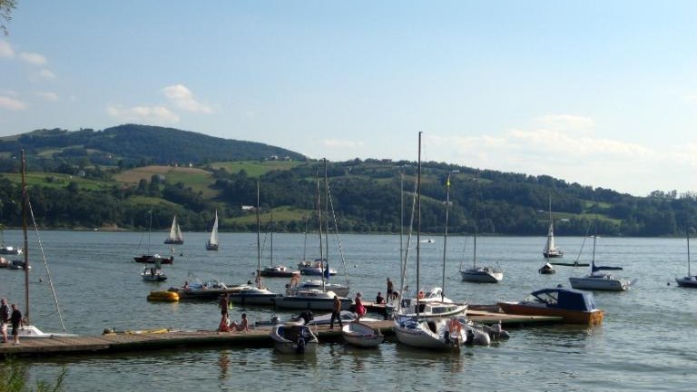 Jezioro Rożnowskie - Znamirowice.JPG