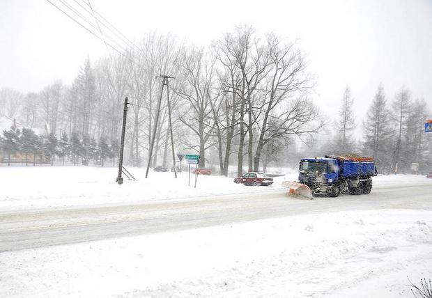 Sprawdź, kto będzie odśnieżał drogi w gminie?