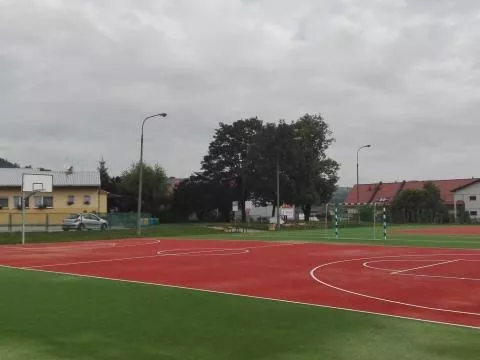 Przetarg nieograniczony na modernizację boiska sportowego przy Szkole Podstawowej w Stańkowej