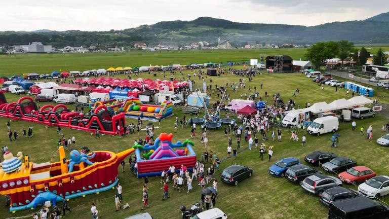 28. Święto Kwitnących Sadów połączone z inauguracją sezonu lotniczego